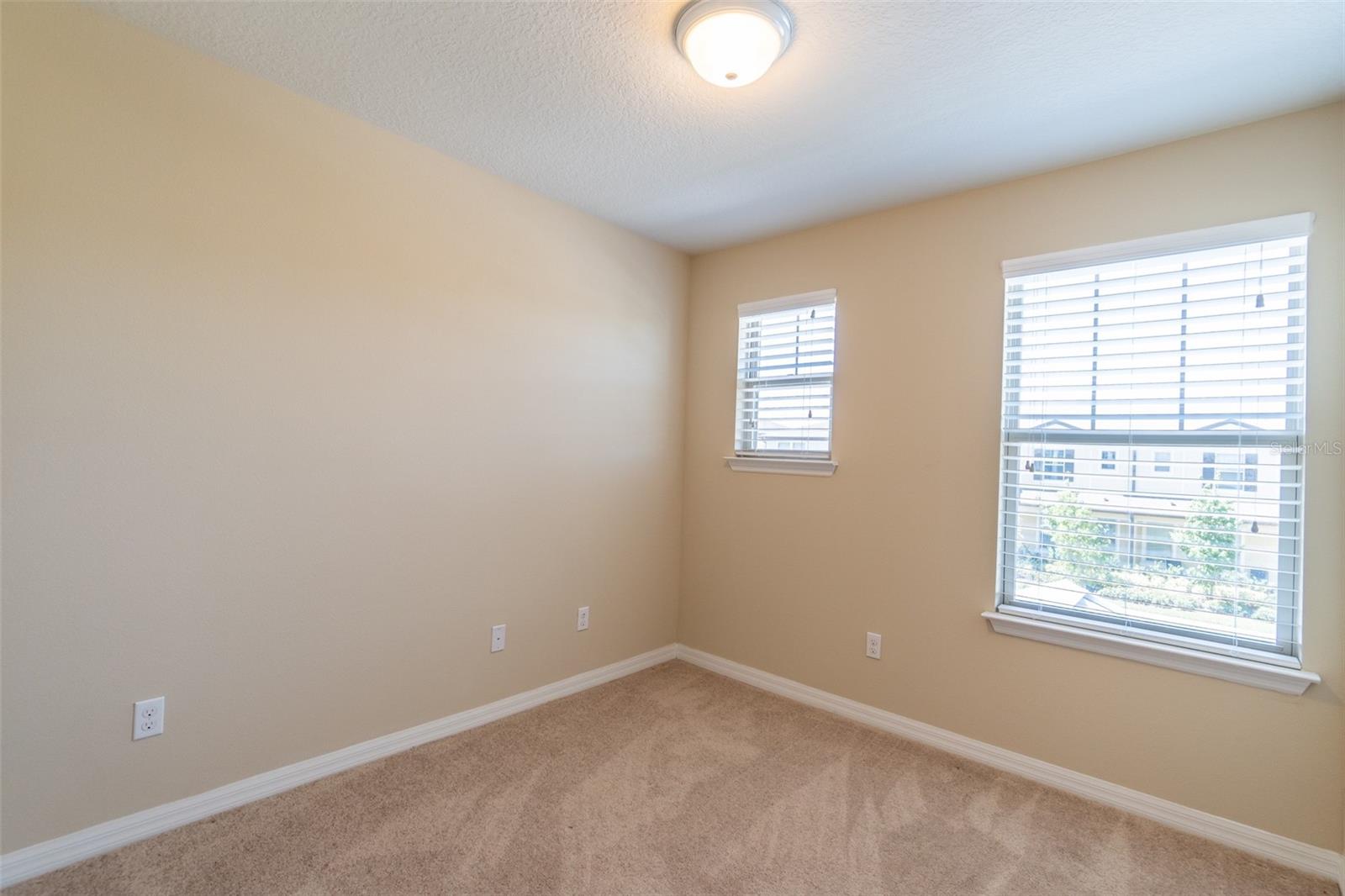 Image 33 of 49 For 5031 Walker Street