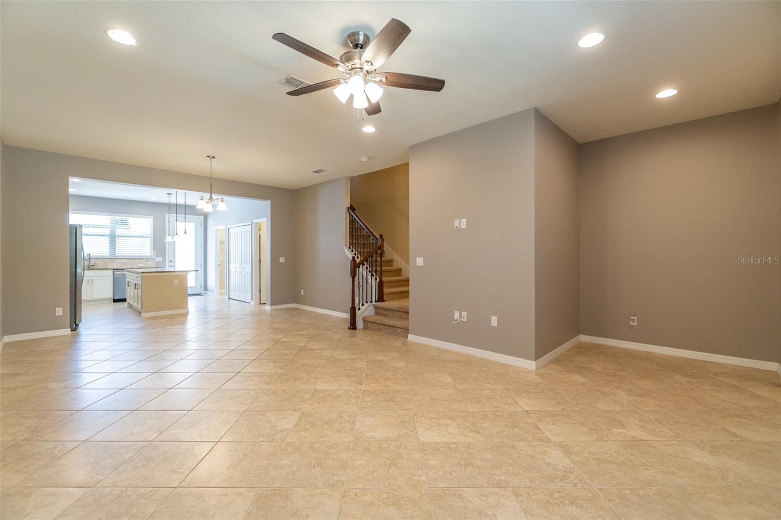 Image 4 of 49 For 5031 Walker Street