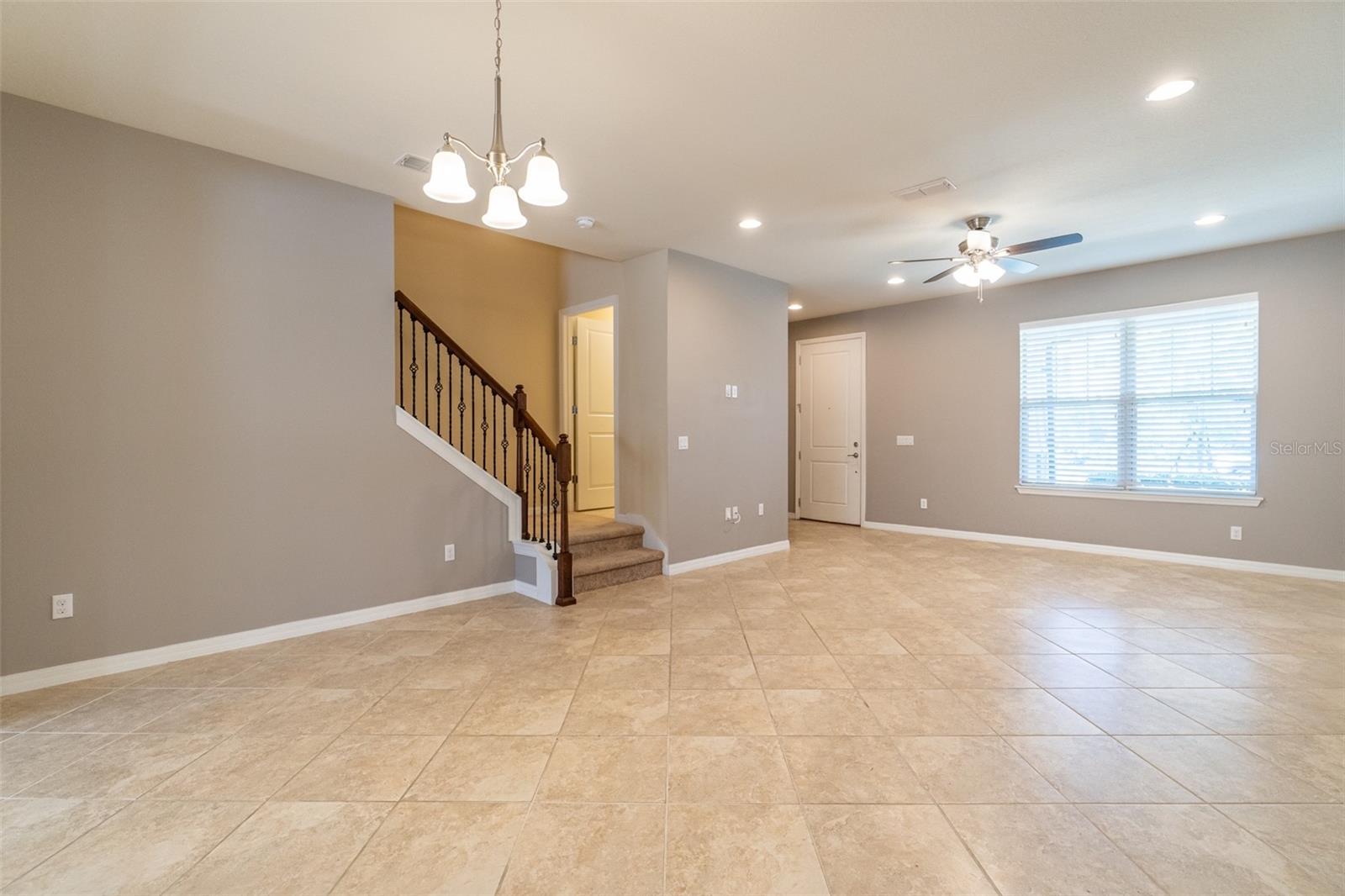 Image 5 of 49 For 5031 Walker Street