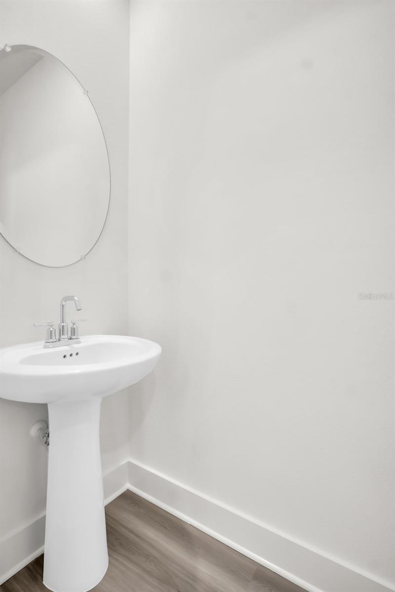 Image 16 of 30 For 7963 Chandler Lake Court