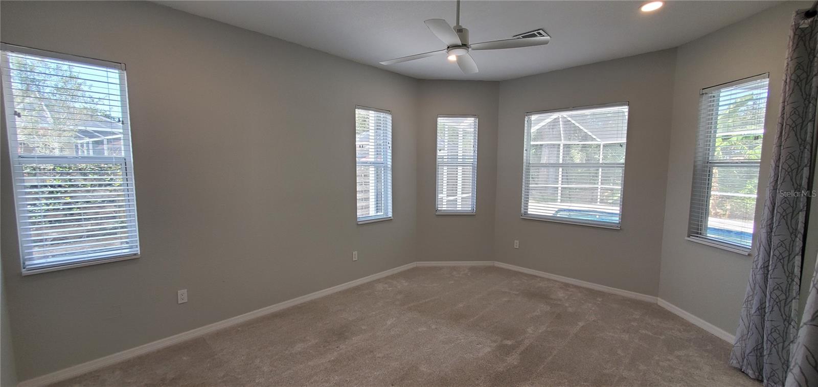 Image 11 of 27 For 4454 Hollybrook Way