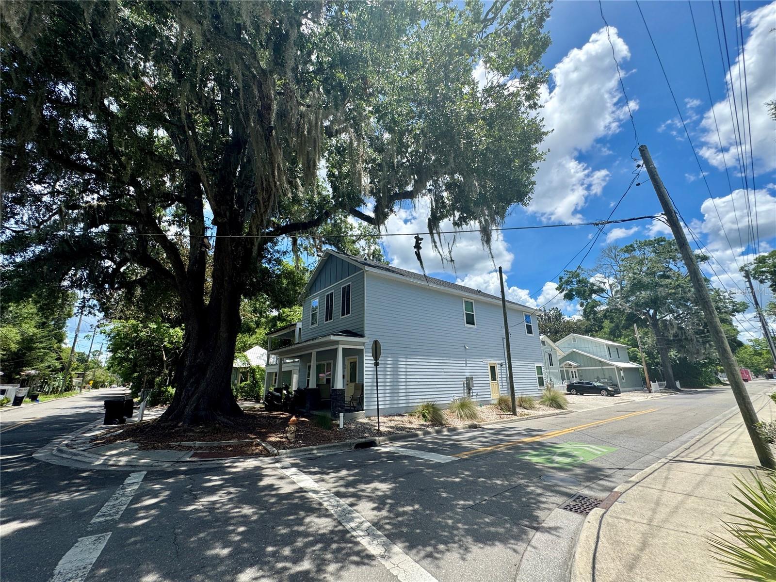 Image 5 of 14 For 301 8th Street