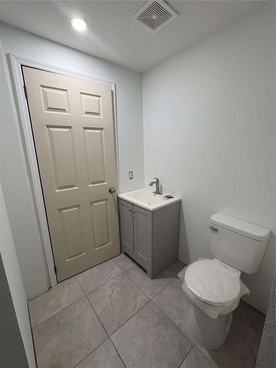 Image 14 of 17 For 2921 Crutchfield Road W