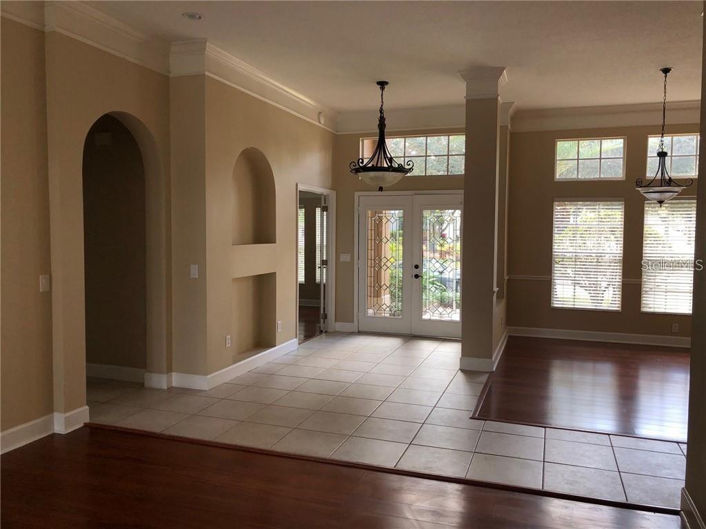 Image 2 of 11 For 10373 Emerald Woods Avenue