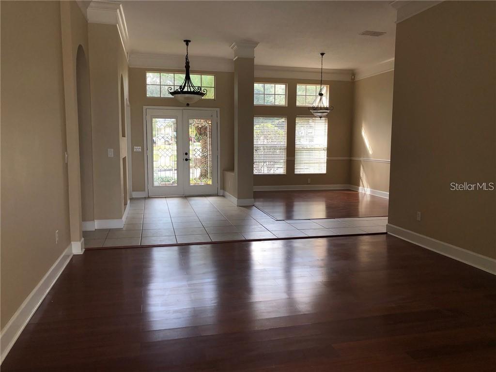 Image 3 of 11 For 10373 Emerald Woods Avenue