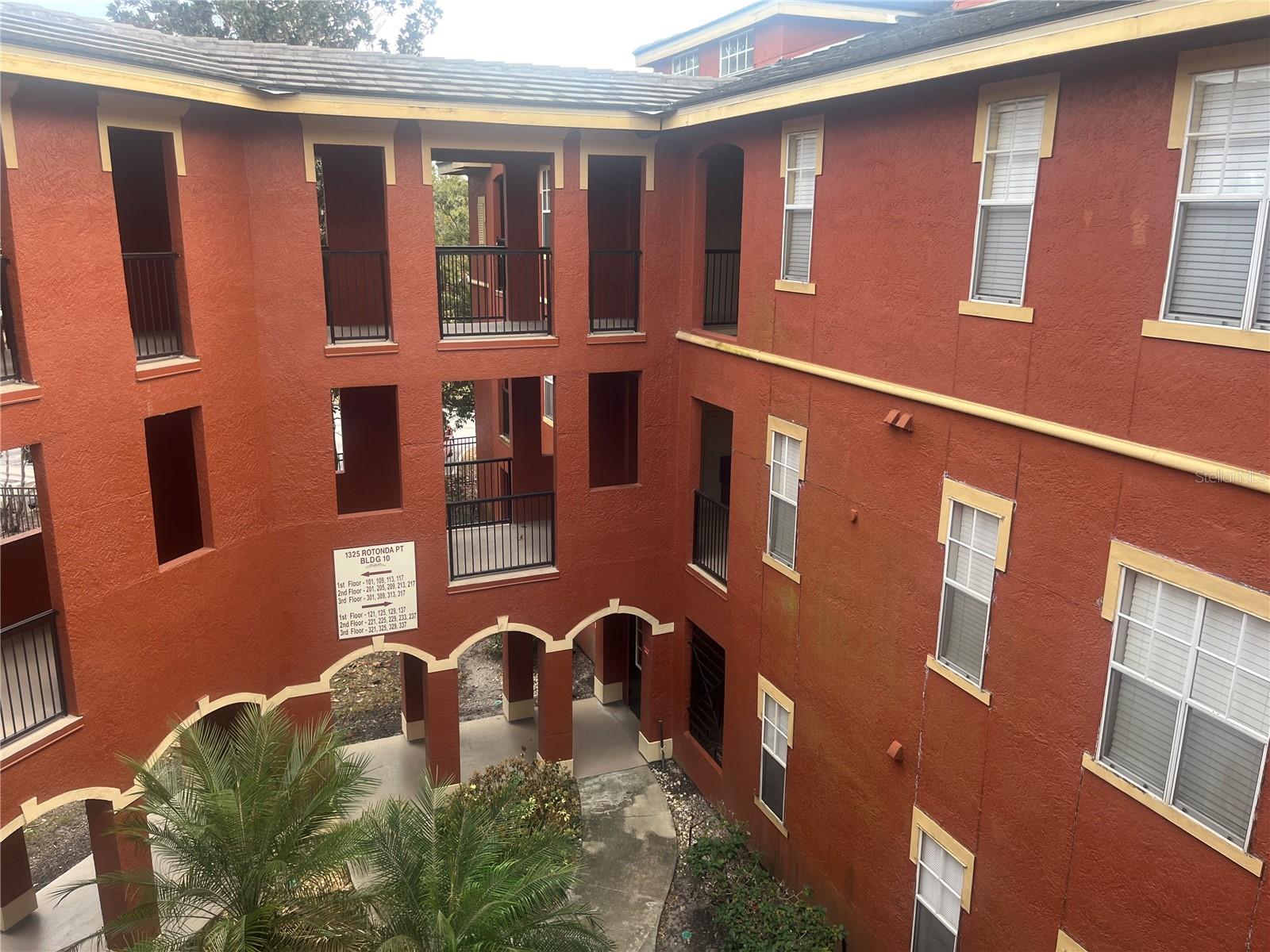 Image 2 of 15 For 1325 Rotonda Point 313