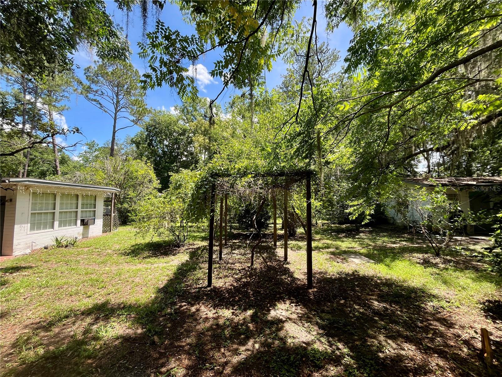 Image 10 of 11 For 104 26th Street