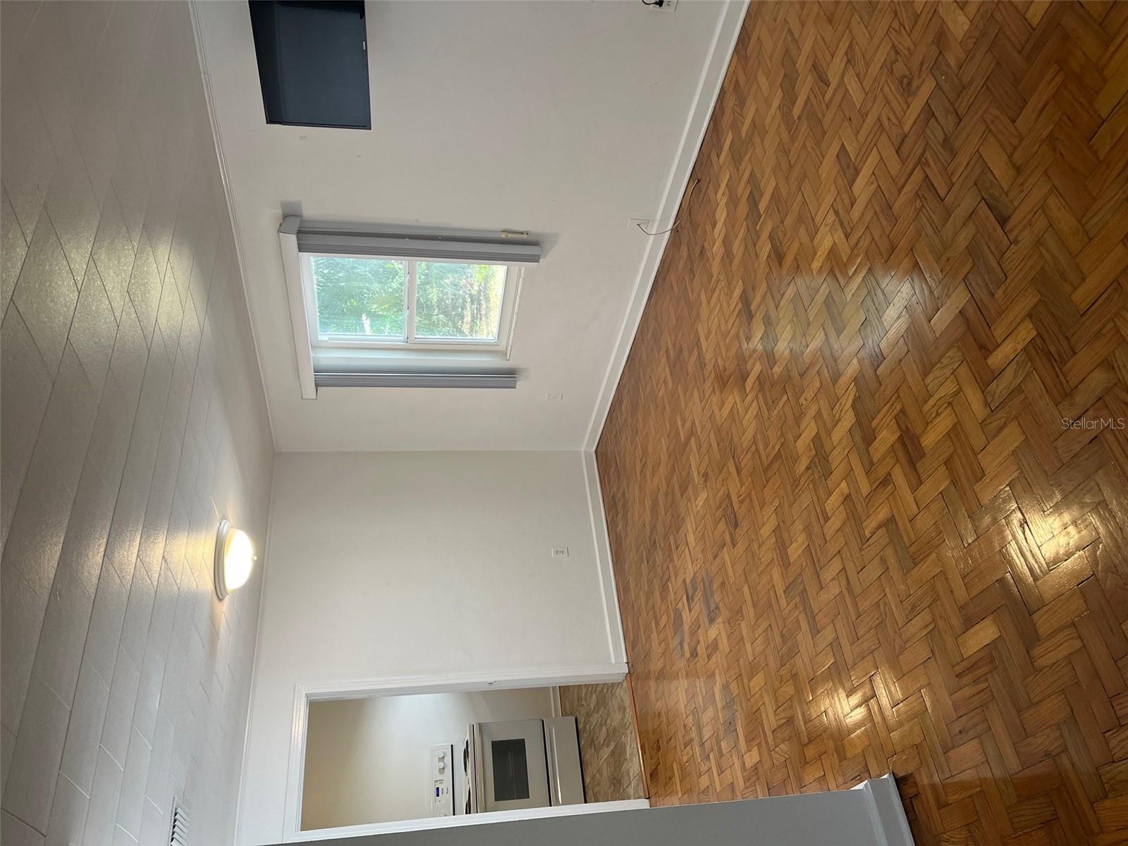 Image 13 of 22 For 104 26th Street