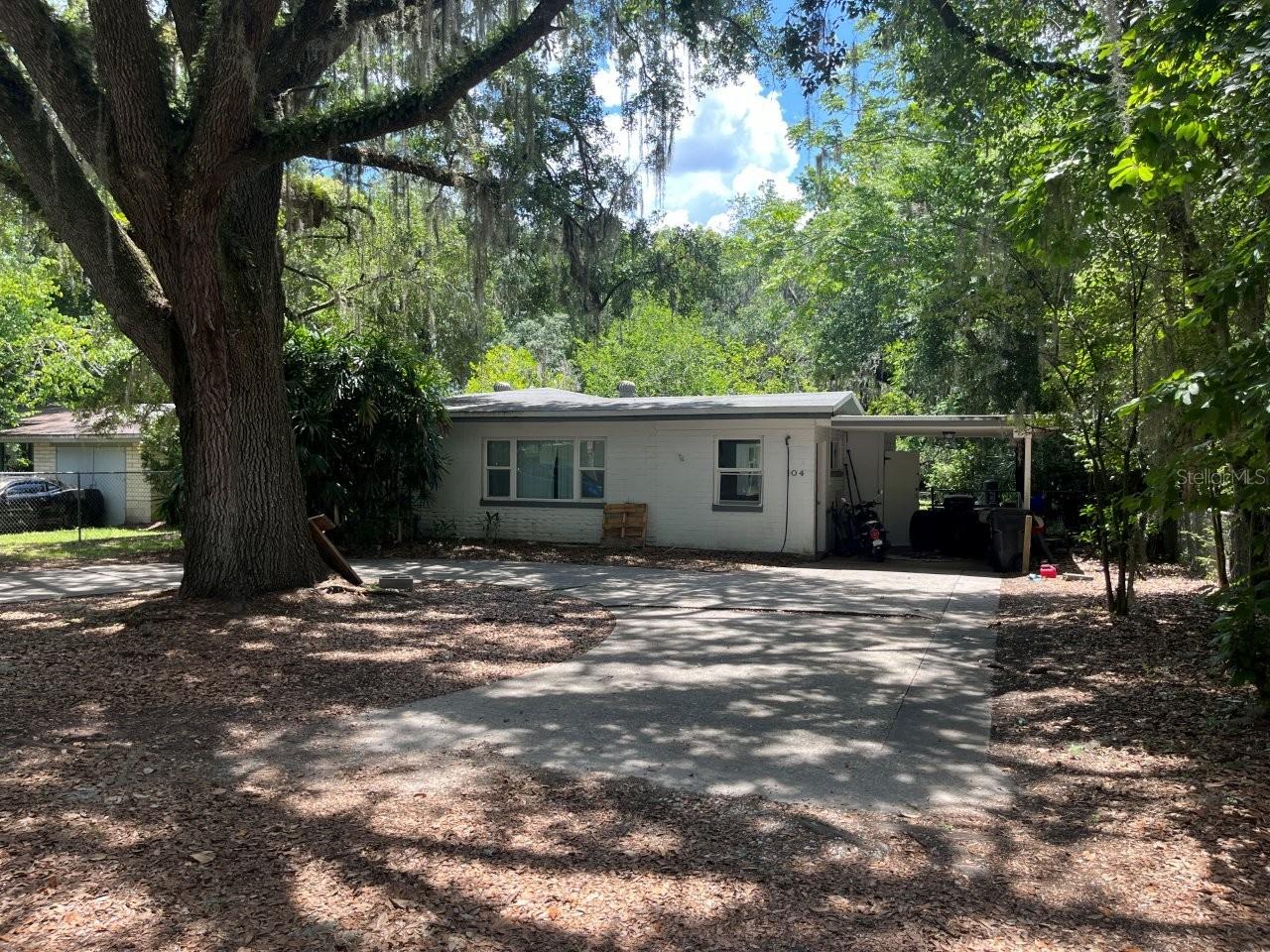 Image 3 of 11 For 104 26th Street