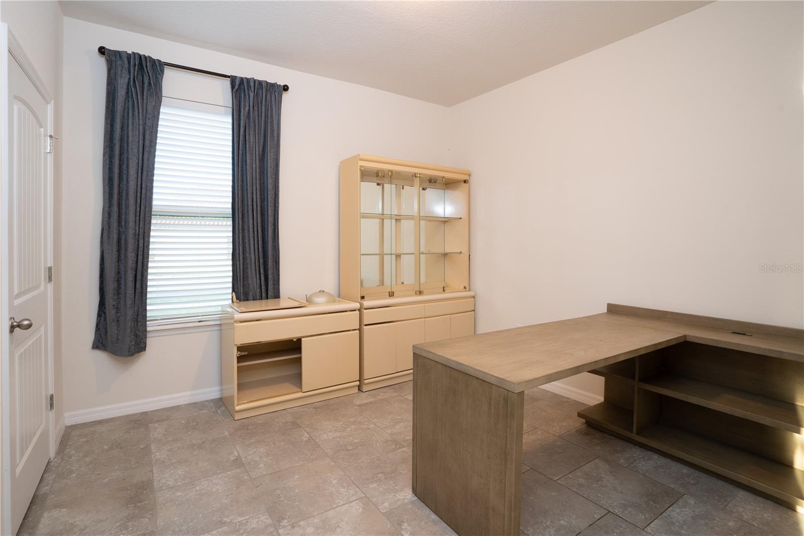 Image 13 of 27 For 4004 Prima Lago Circle
