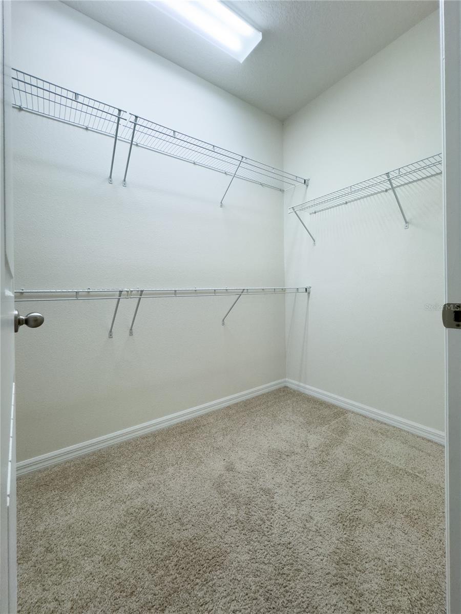 Image 18 of 27 For 4004 Prima Lago Circle