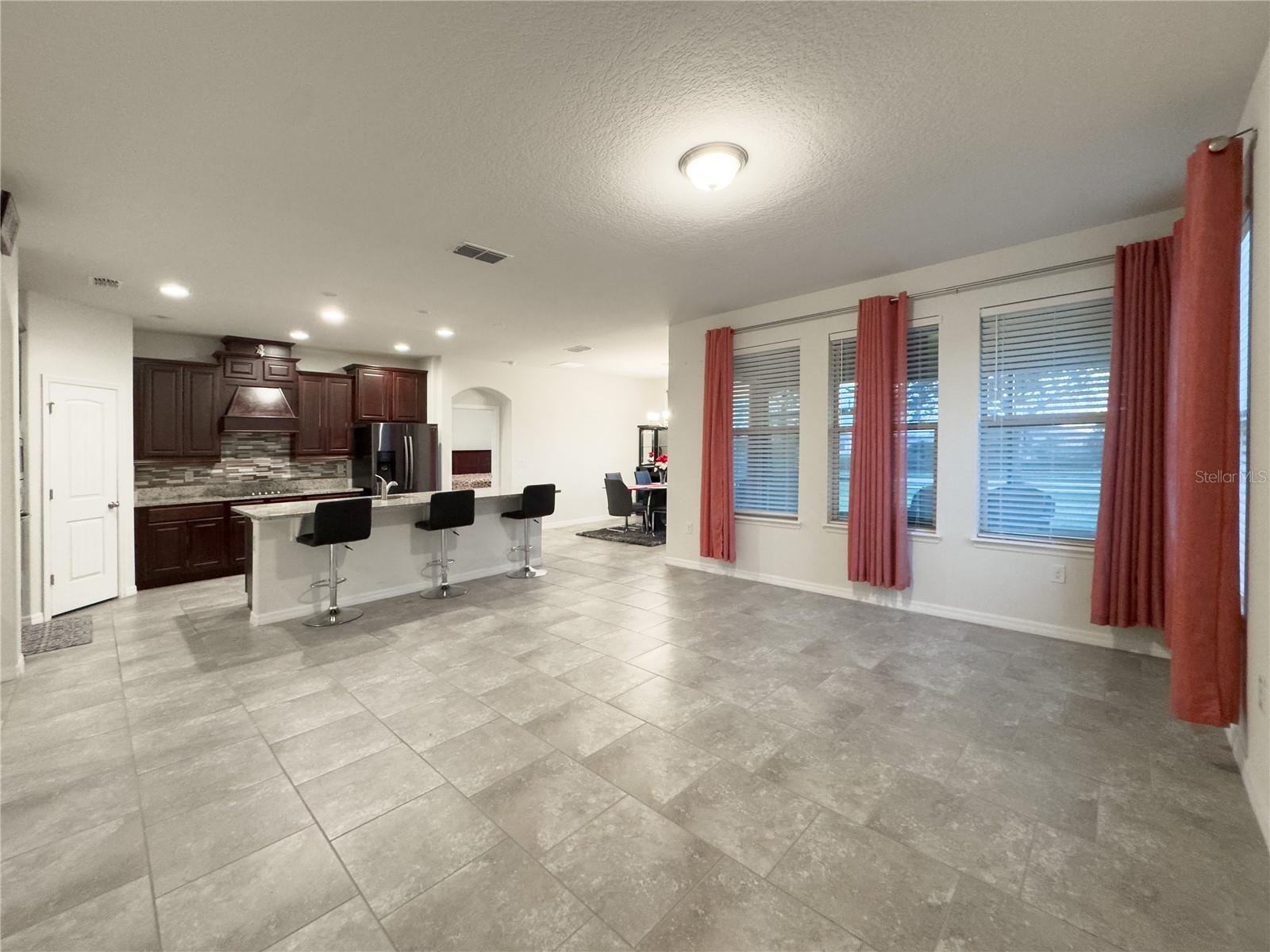 Image 22 of 27 For 4004 Prima Lago Circle