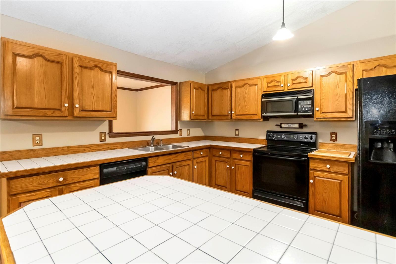 Image 16 of 53 For 1330 Englewood Drive