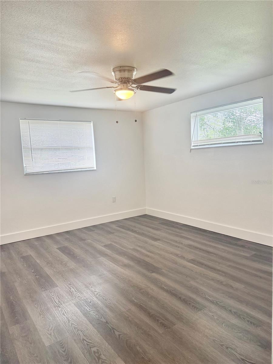 Listing photo id 22 for 4934 Avery Road