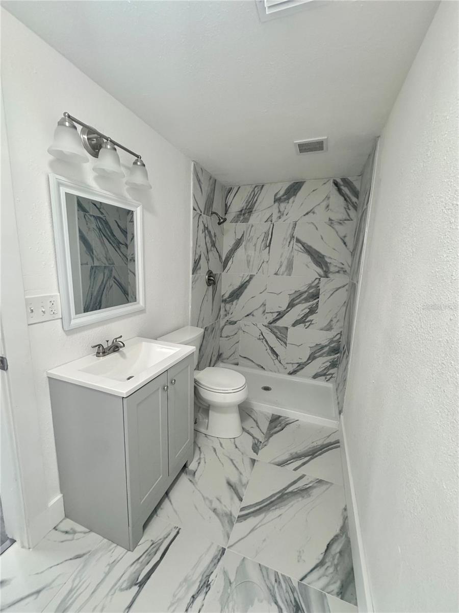 Listing photo id 29 for 4934 Avery Road