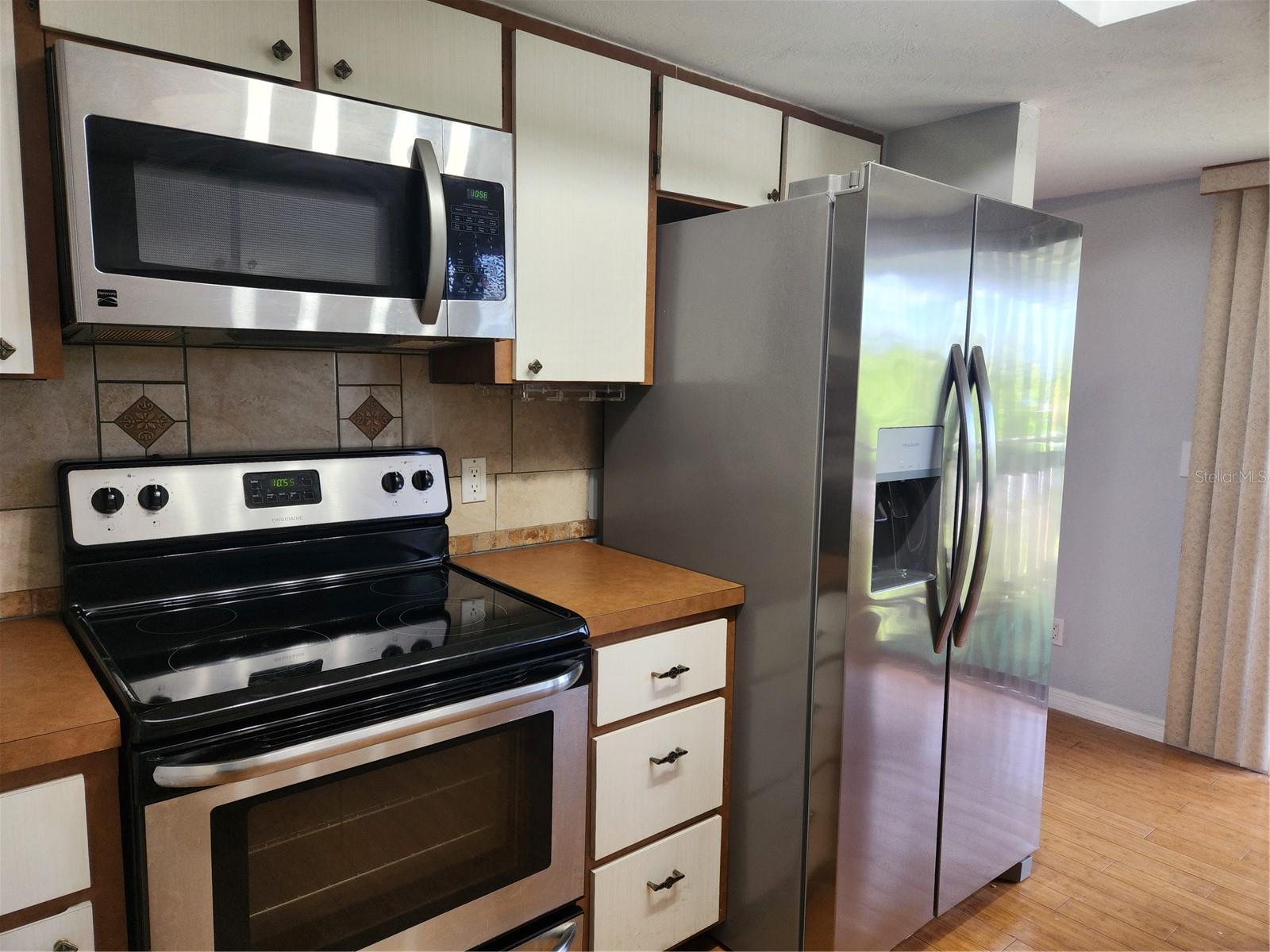 Image 7 of 13 For 22481 Westchester Boulevard A19