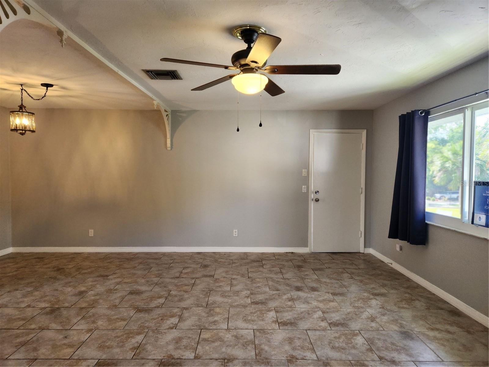 Image 8 of 13 For 22481 Westchester Boulevard A19