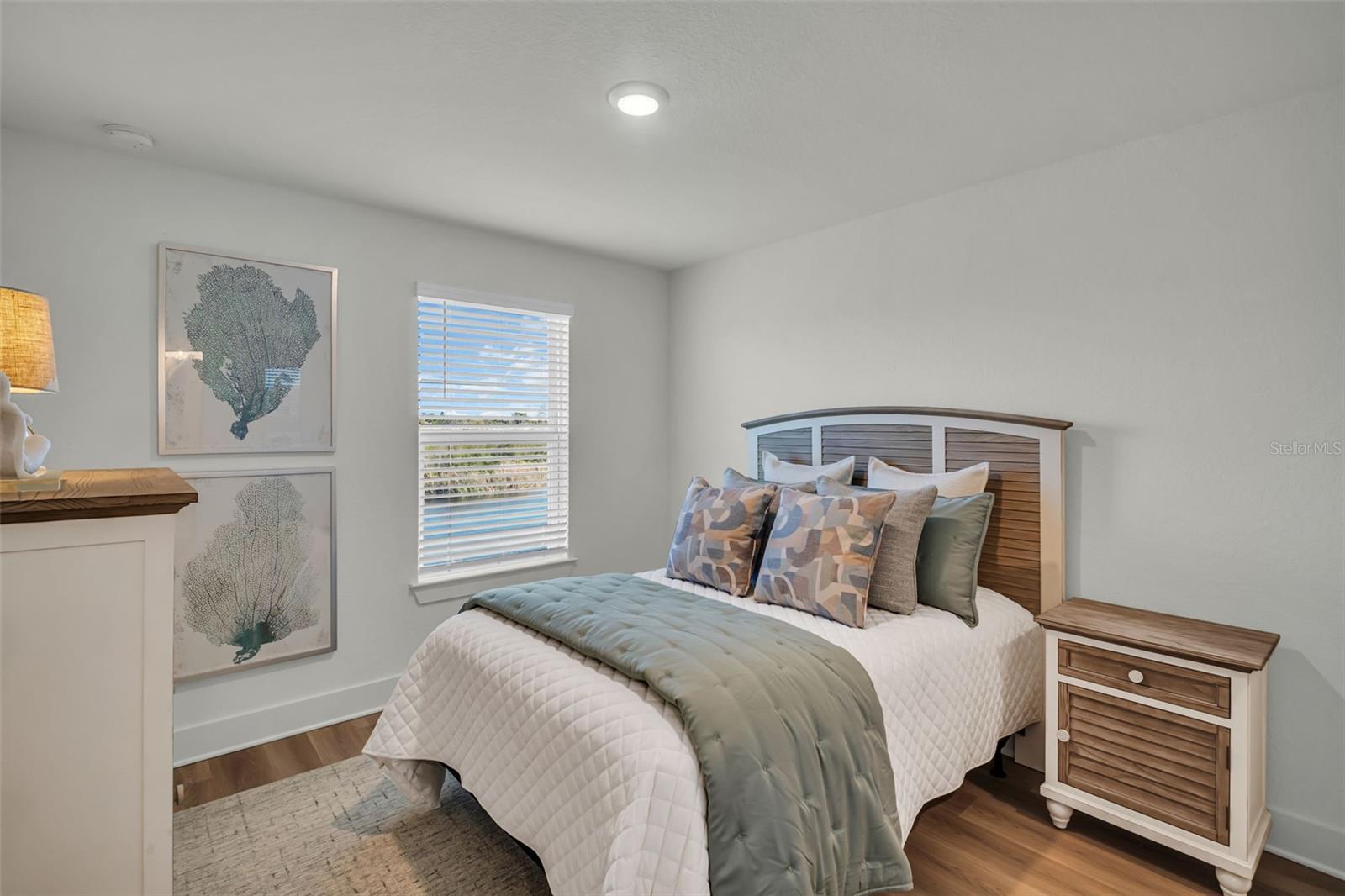 Image 18 of 26 For 13964 Emerald Fields Drive
