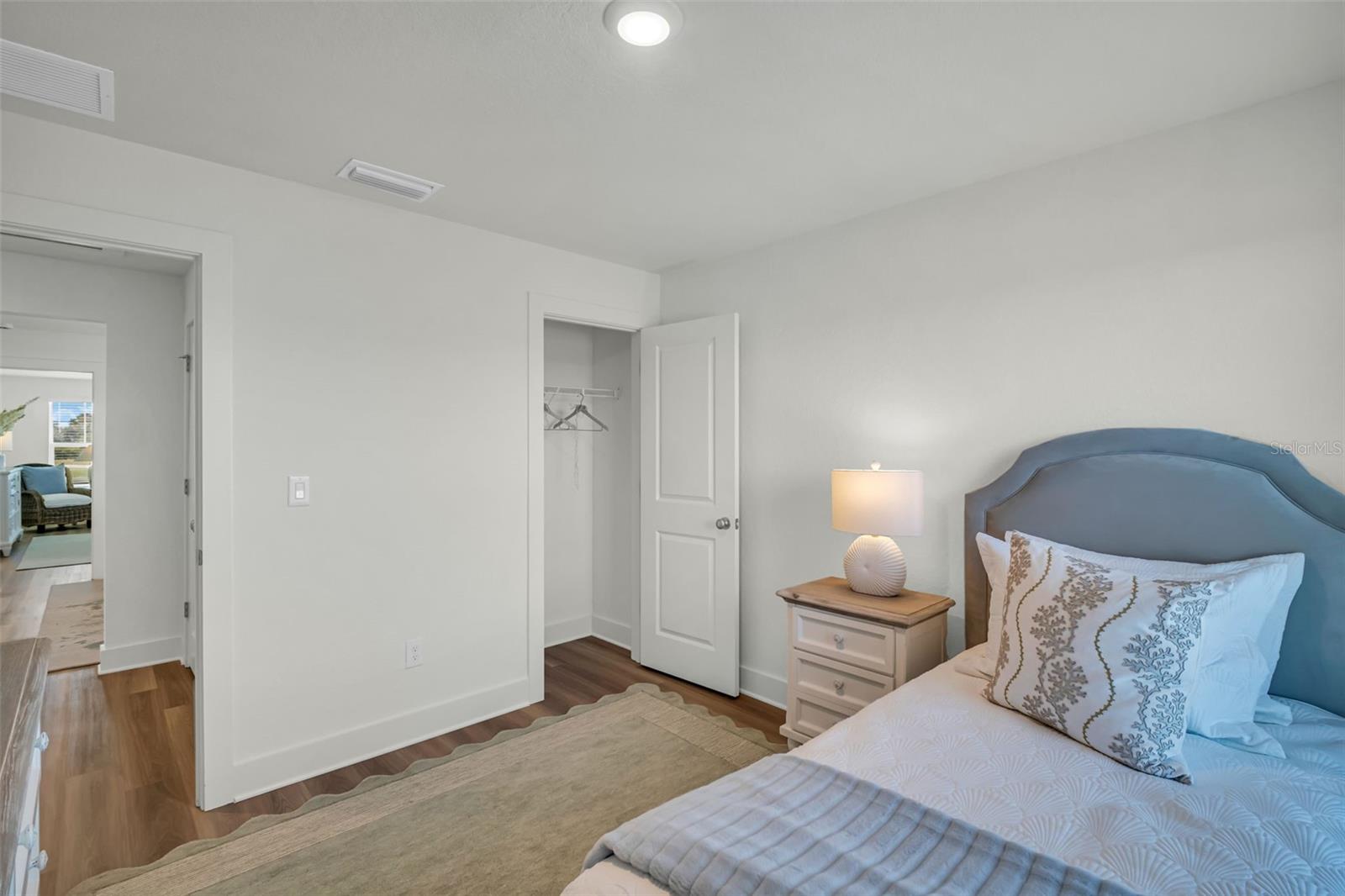 Image 21 of 26 For 13964 Emerald Fields Drive