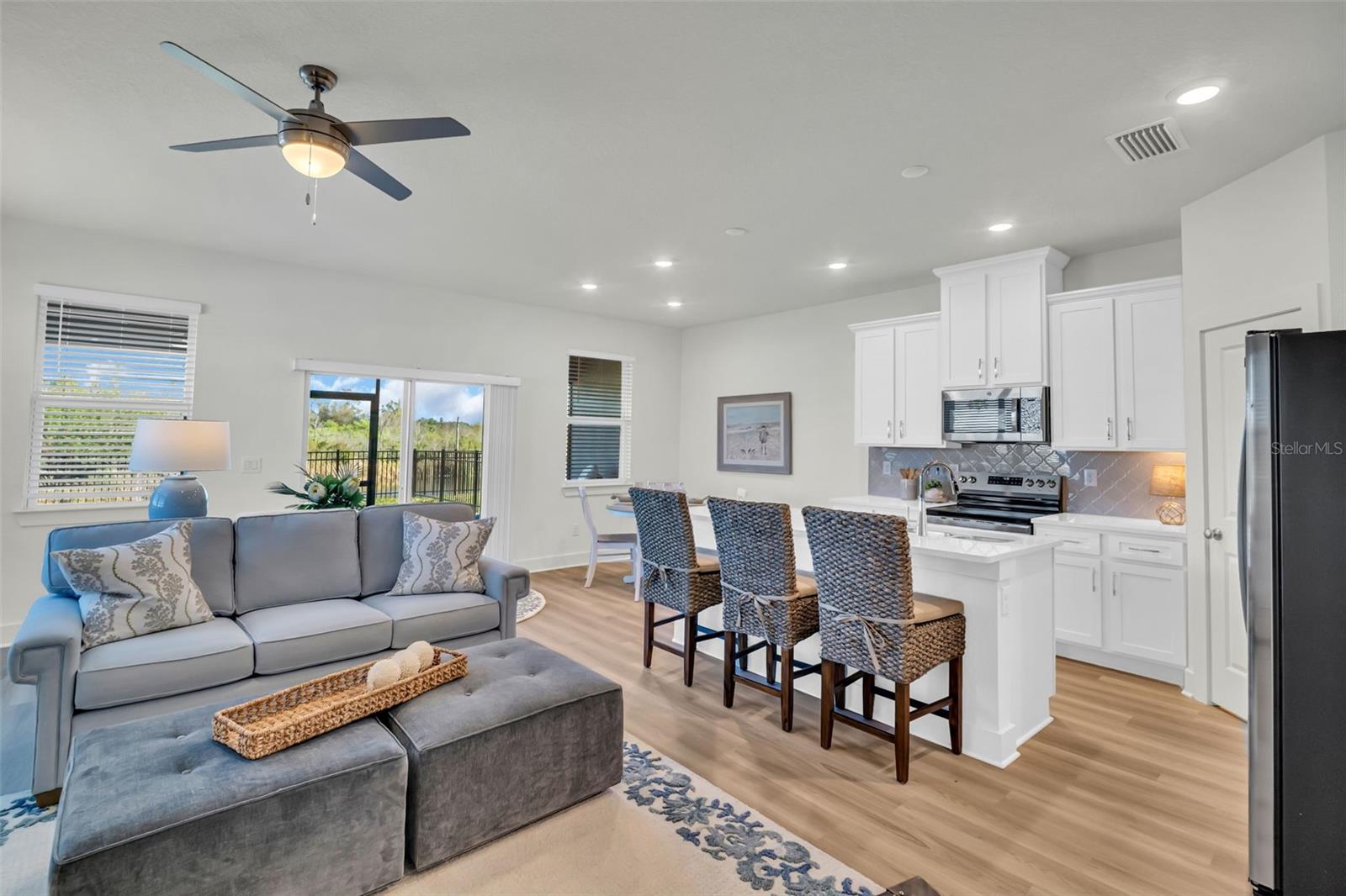Image 7 of 26 For 13964 Emerald Fields Drive