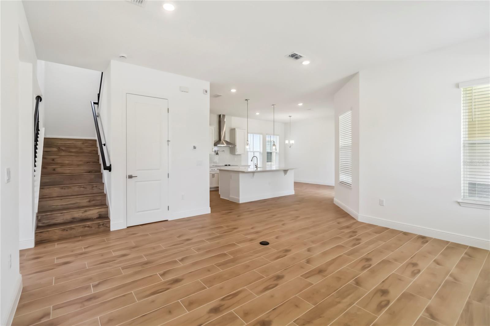 Image 13 of 66 For 10185 Pearson Avenue
