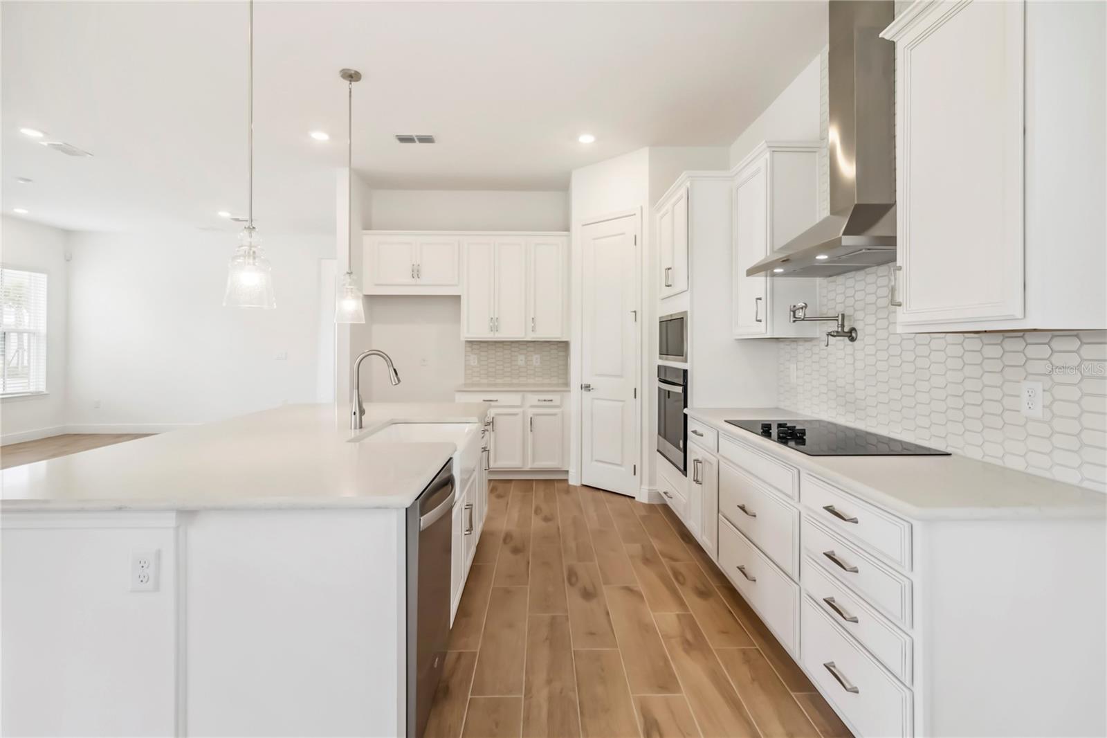 Image 17 of 66 For 10185 Pearson Avenue