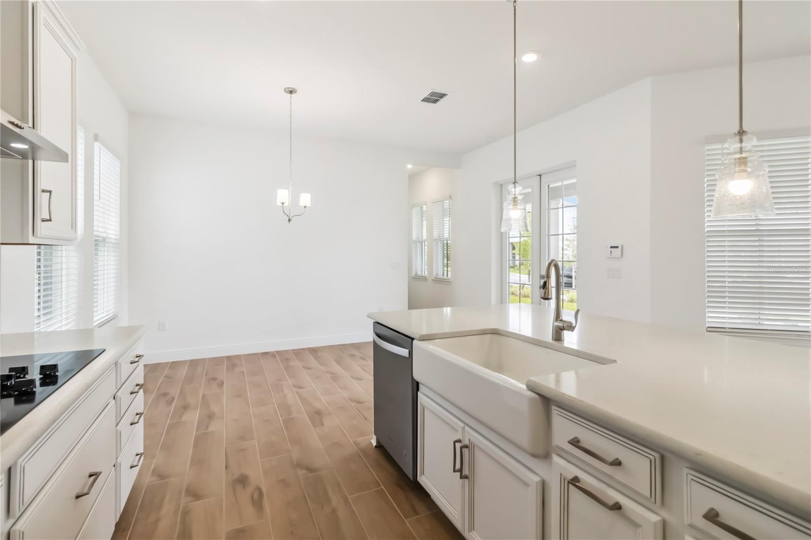 Image 21 of 66 For 10185 Pearson Avenue