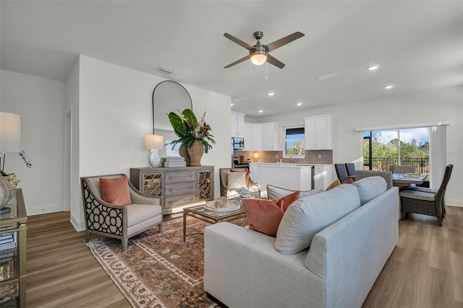 Image 6 of 23 For 13904 Emerald Fields Drive