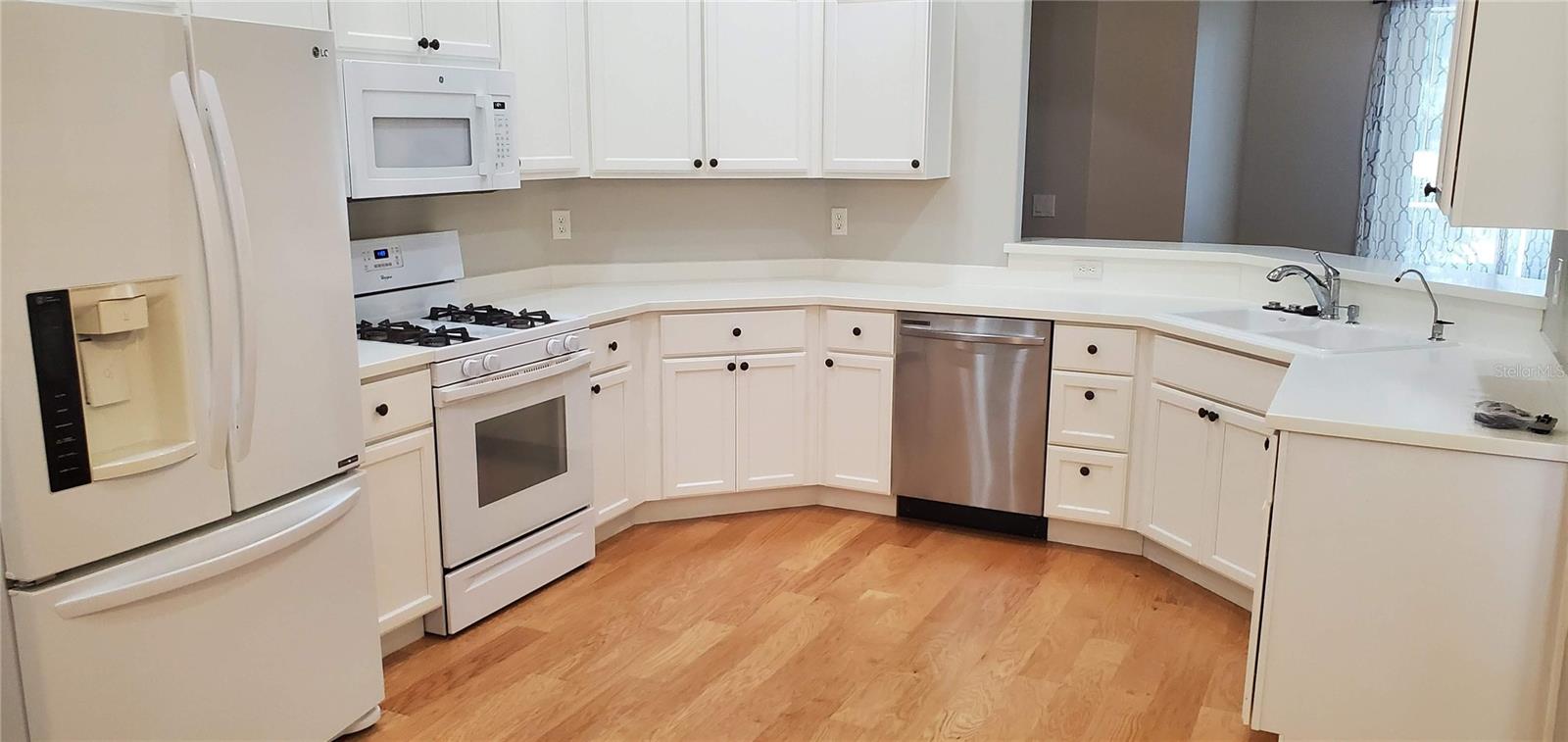 Image 6 of 21 For 5231 Highbury Circle