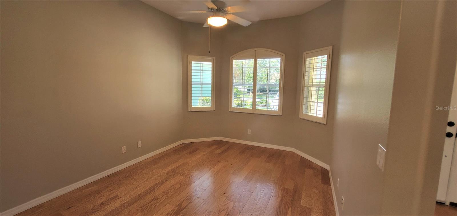 Image 9 of 21 For 5231 Highbury Circle