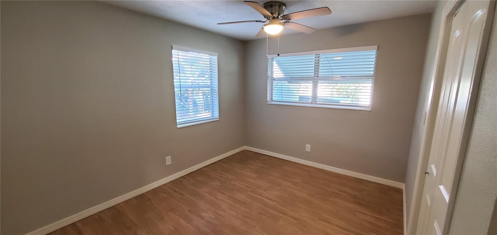 Image 14 of 21 For 4042 Condor Lane