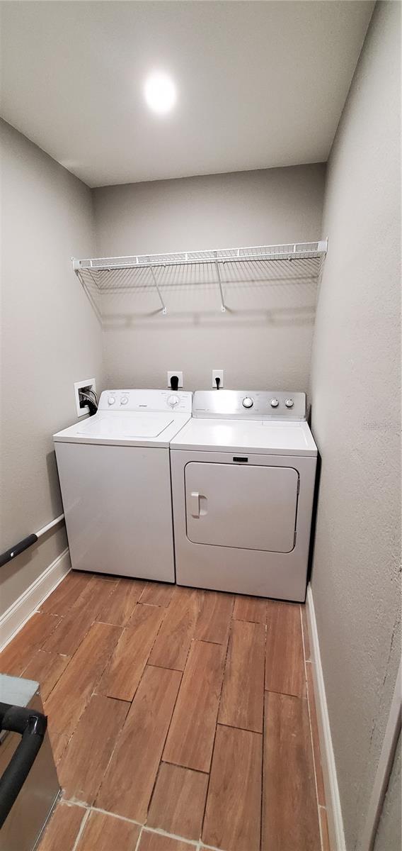 Image 18 of 21 For 4042 Condor Lane
