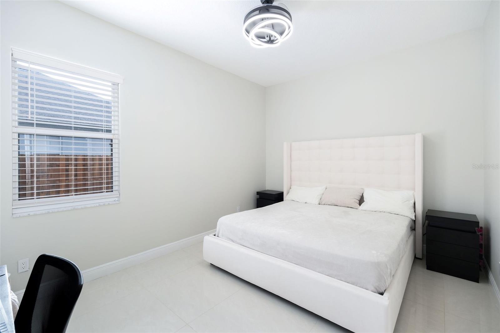 Image 24 of 35 For 9844 Montclair Circle