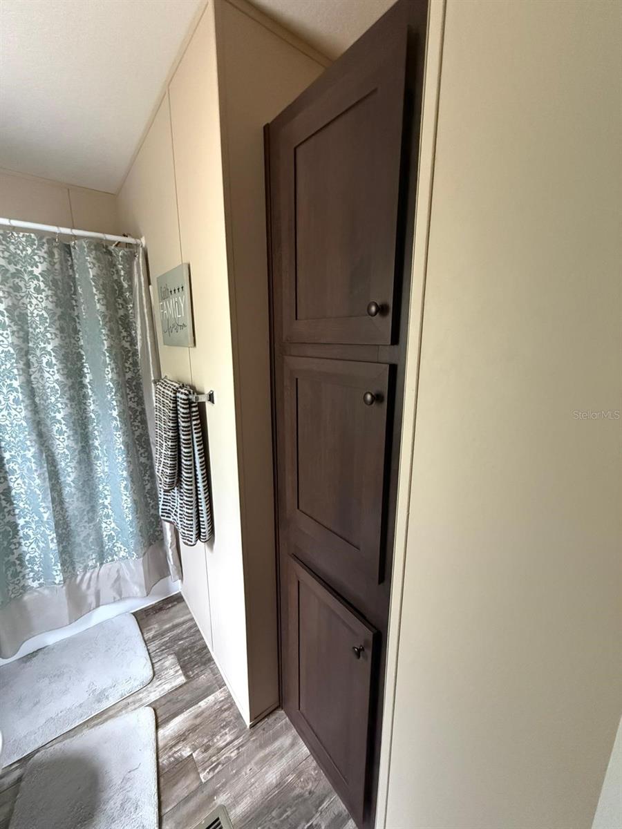 Listing photo id 10 for 31047 Scrub Oak Lane