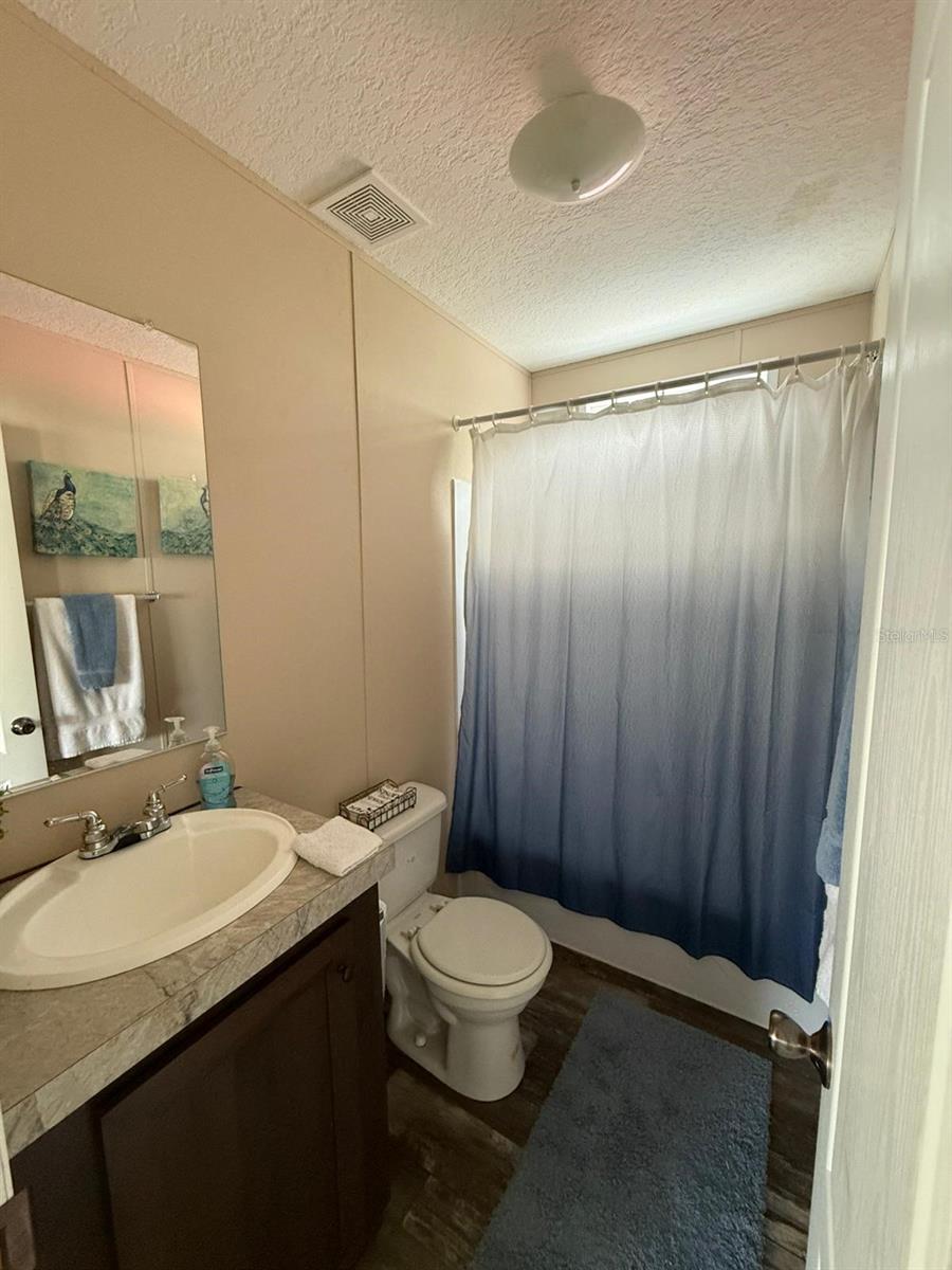Listing photo id 14 for 31047 Scrub Oak Lane