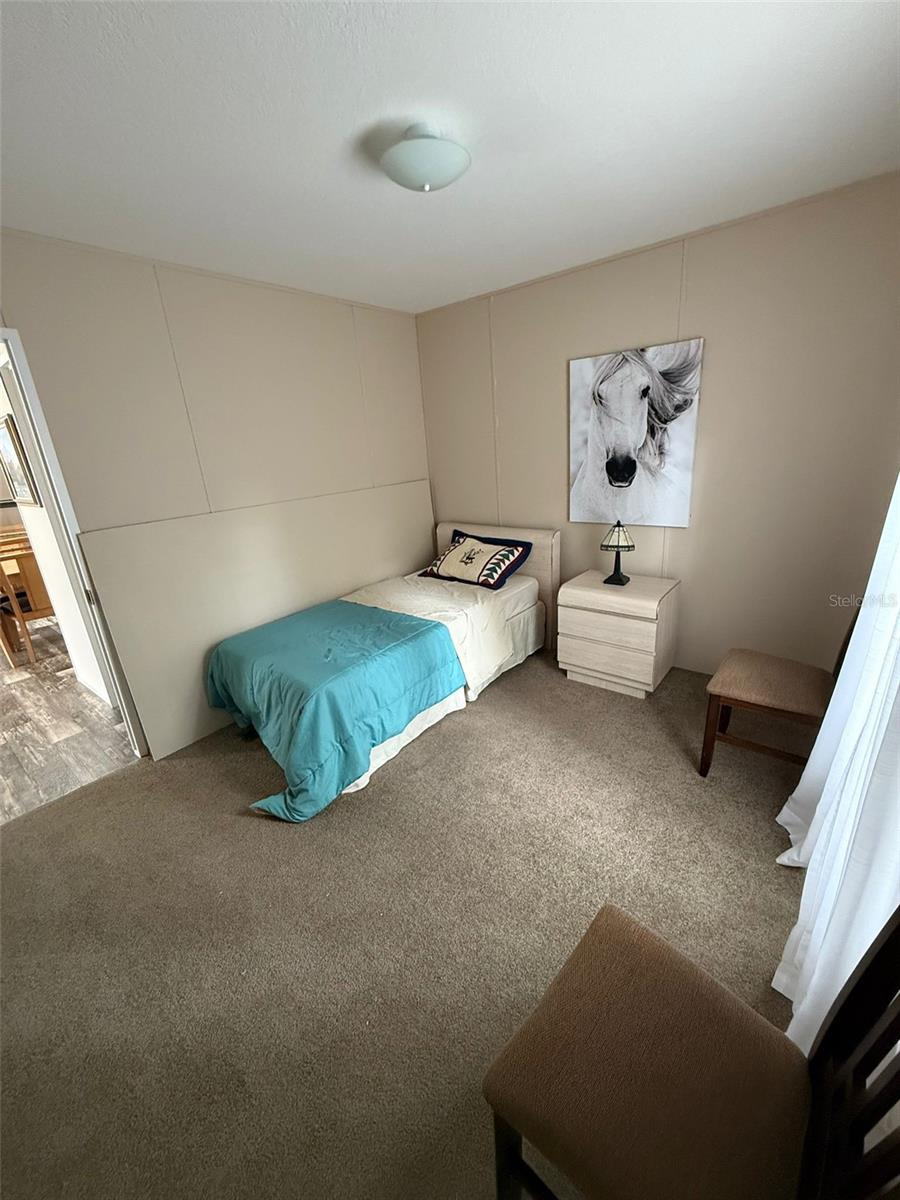 Listing photo id 15 for 31047 Scrub Oak Lane