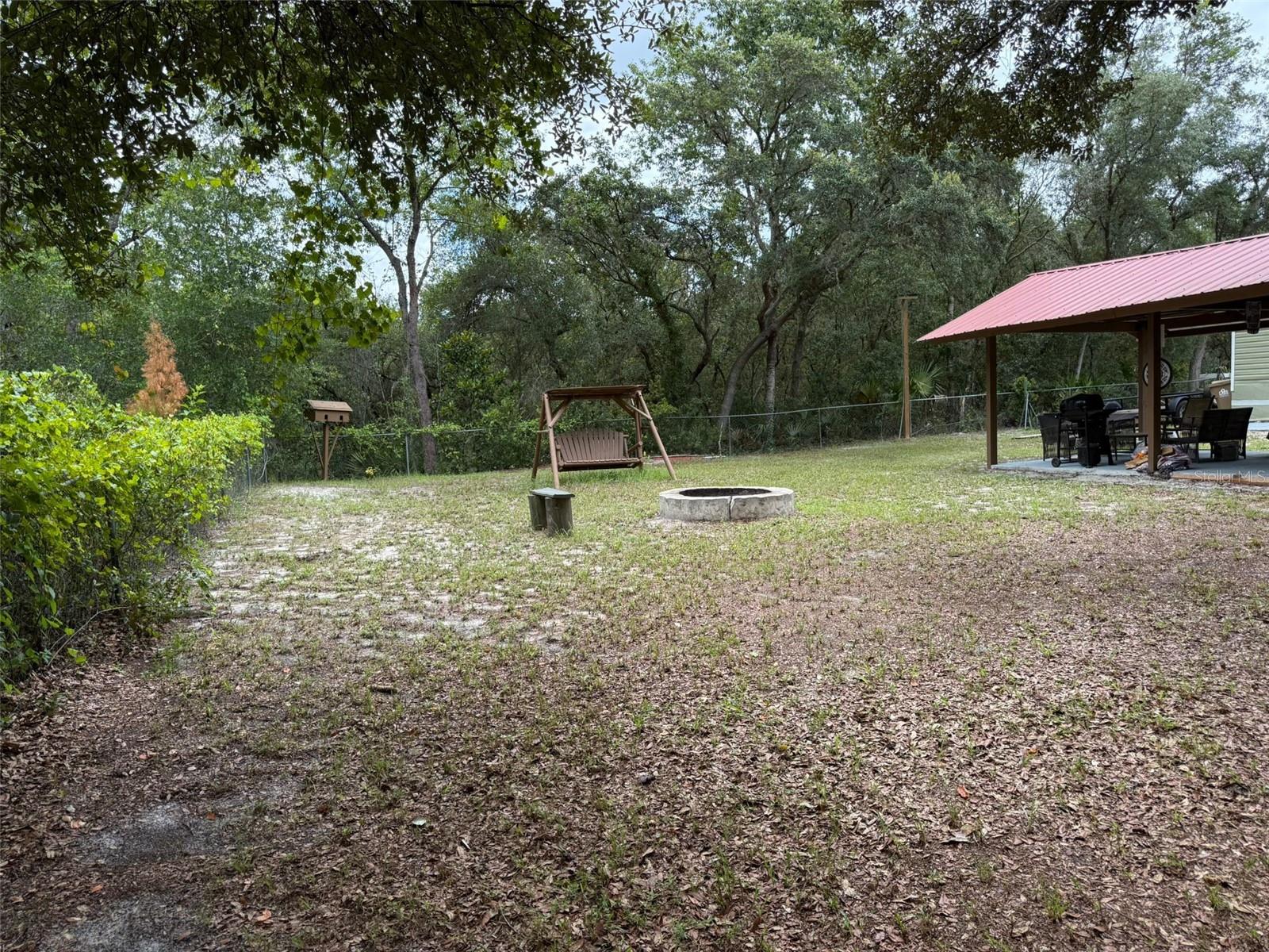 Listing photo id 18 for 31047 Scrub Oak Lane