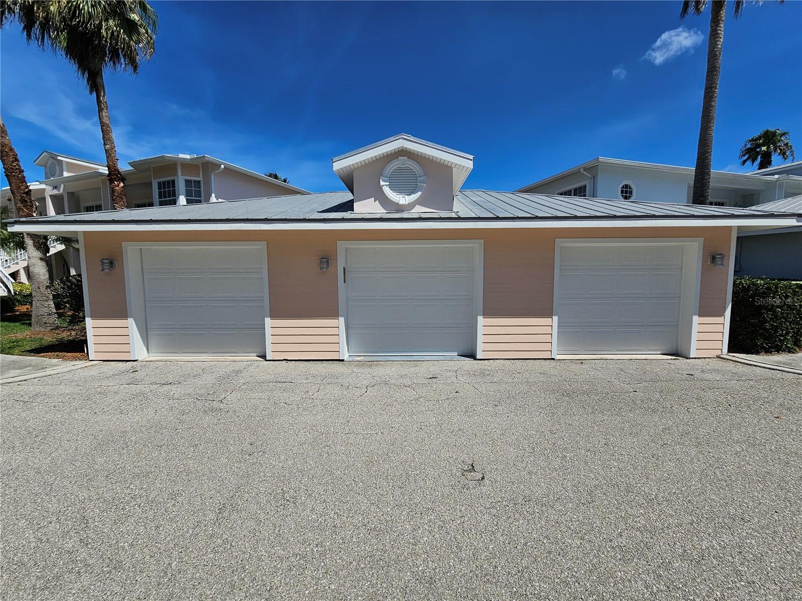 Image 26 of 32 For 291 Hidden Bay Drive 201
