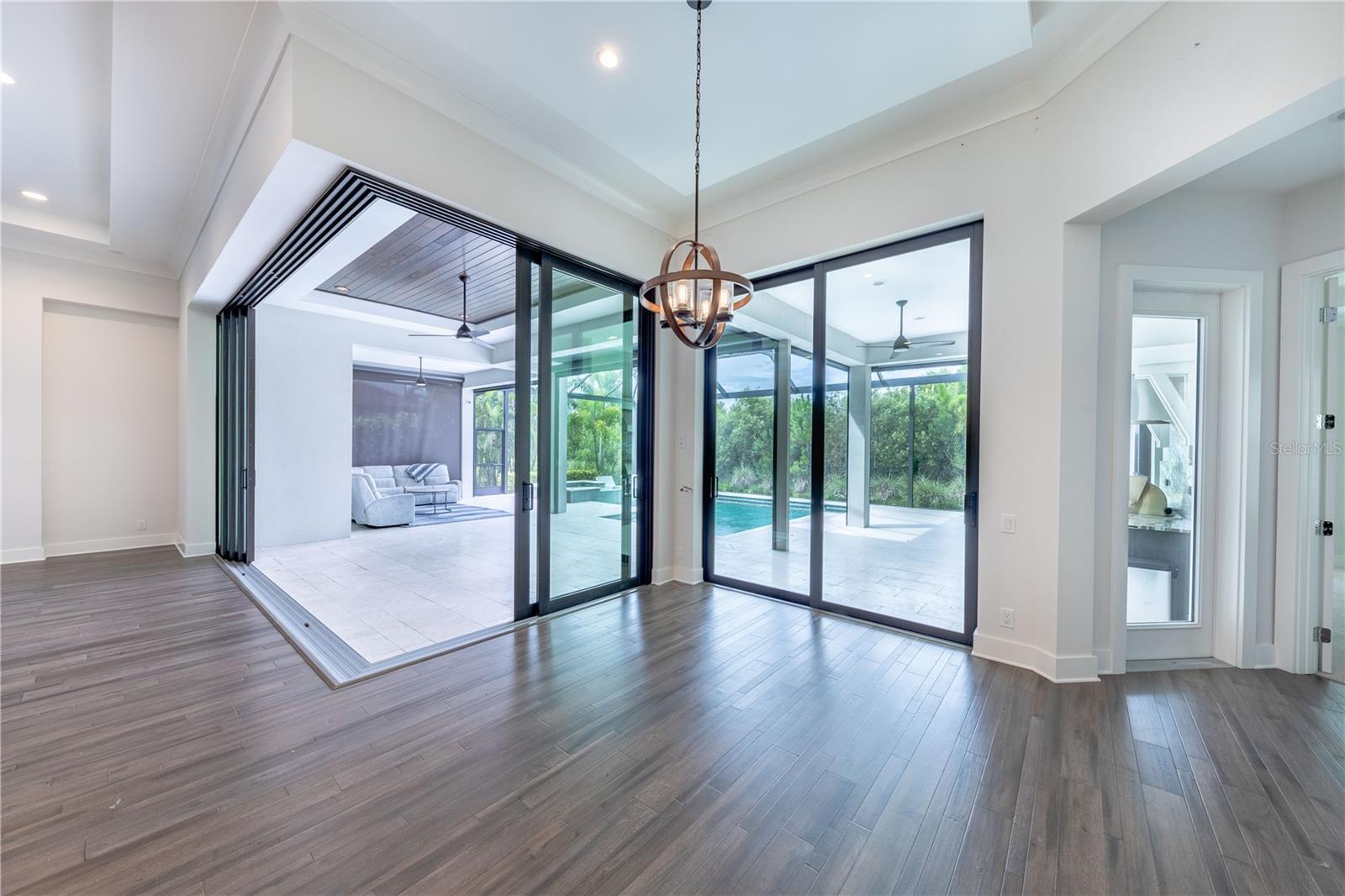 Image 15 of 57 For 5408 Greenbrook Drive