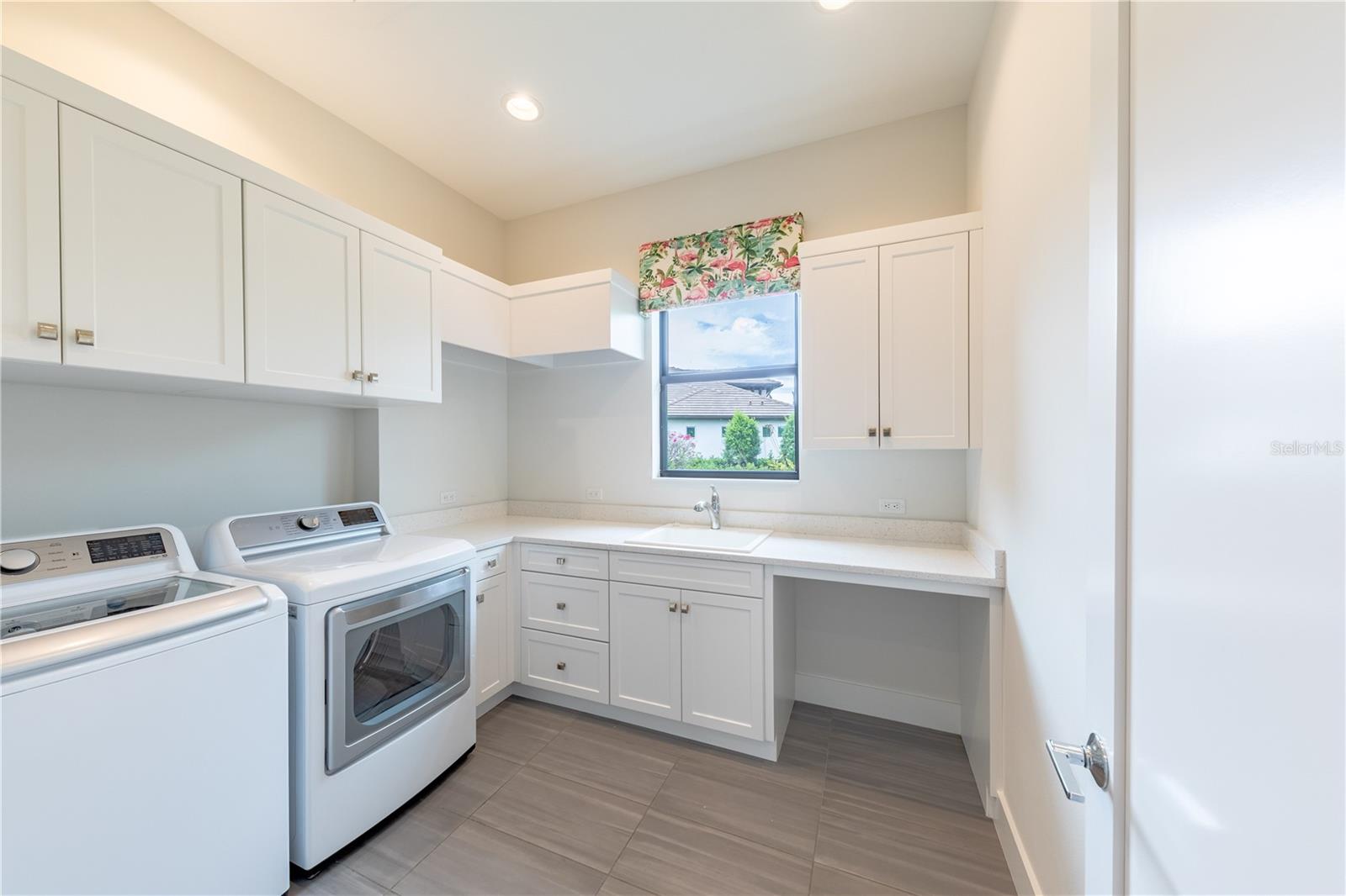 Image 36 of 57 For 5408 Greenbrook Drive
