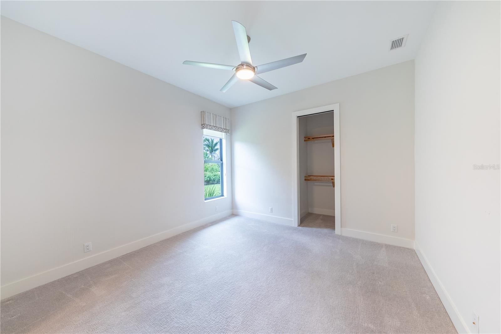 Image 37 of 57 For 5408 Greenbrook Drive