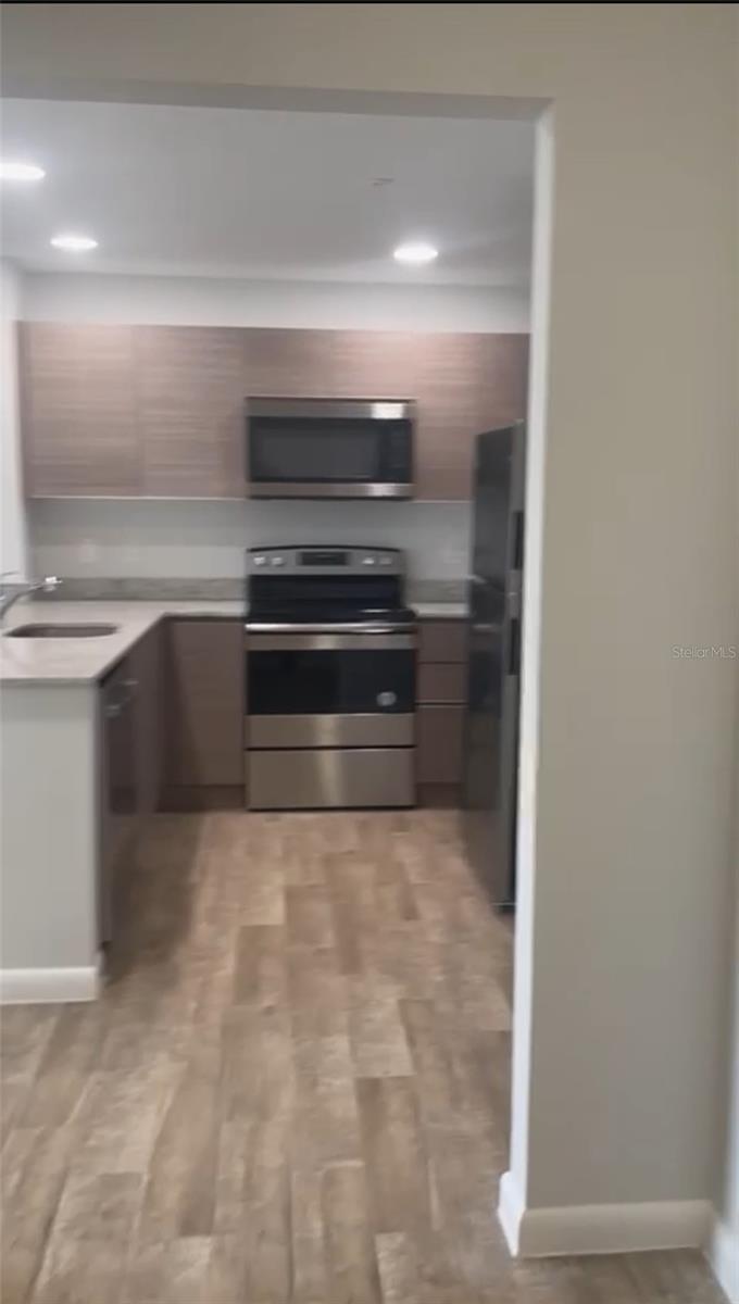 Image 5 of 13 For 820 Issacville Drive 102