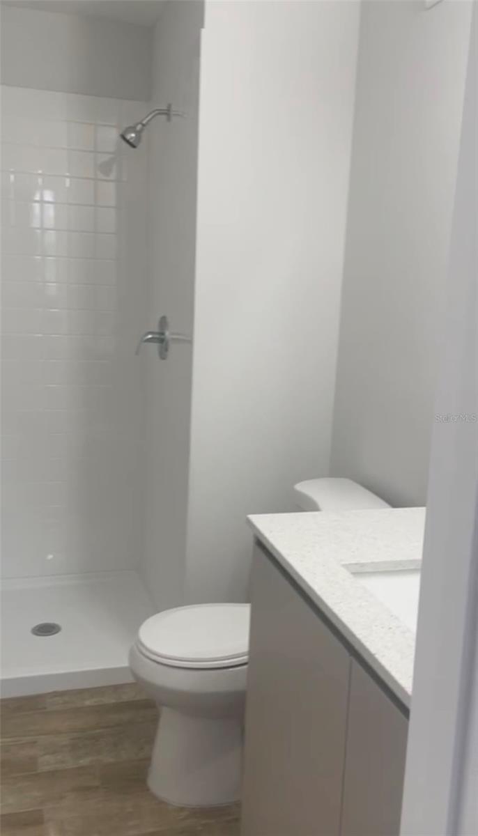 Image 7 of 13 For 820 Issacville Drive 102