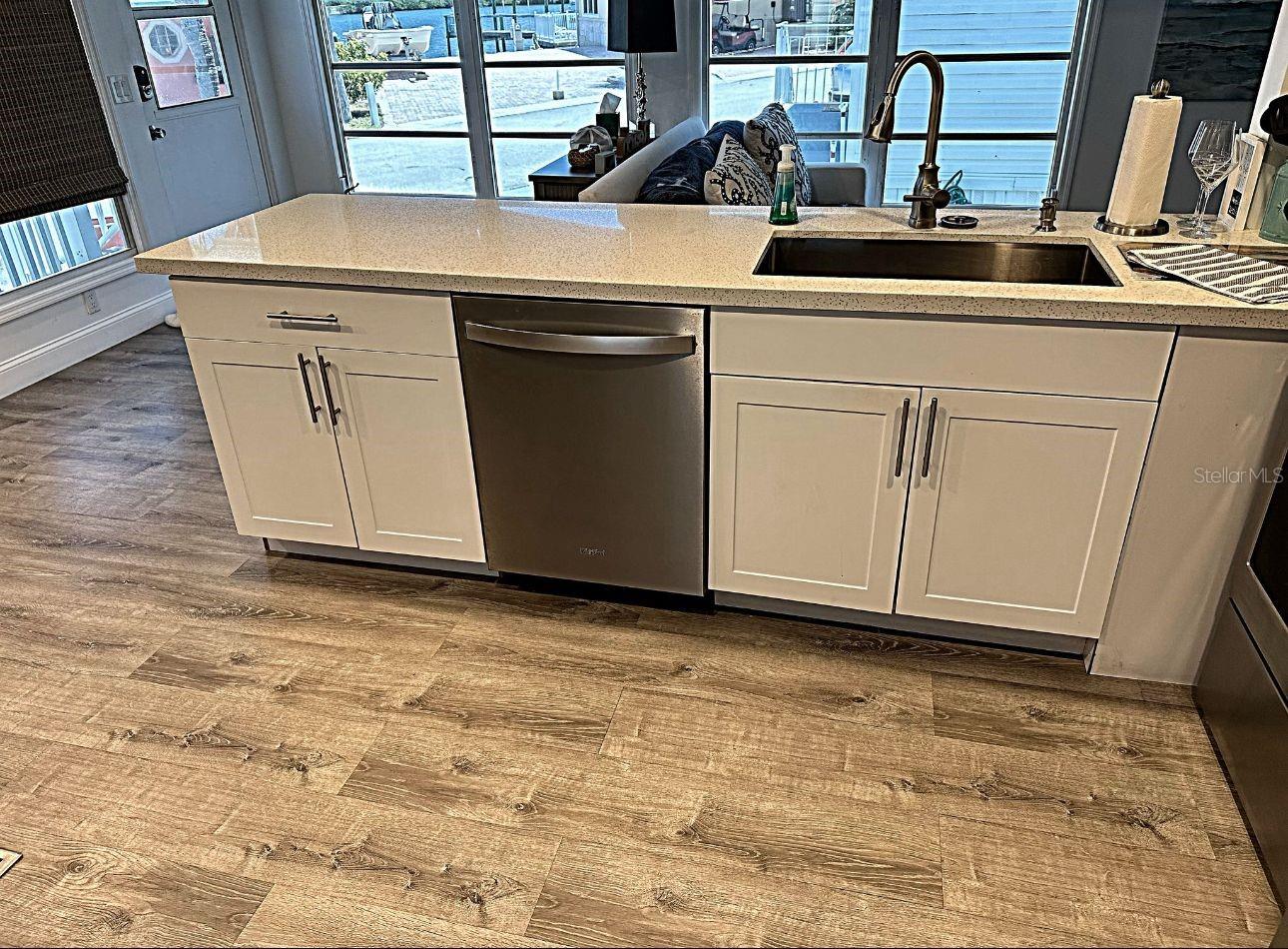 Image 4 of 10 For 447 Nettles Boulevard