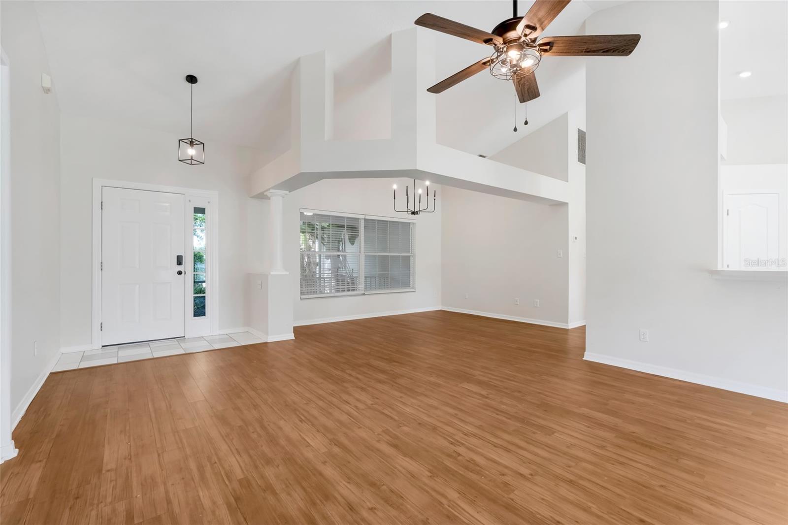 Image 13 of 49 For 11442 Beggs Court