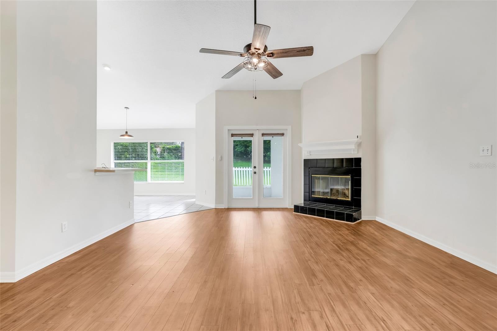 Image 17 of 49 For 11442 Beggs Court