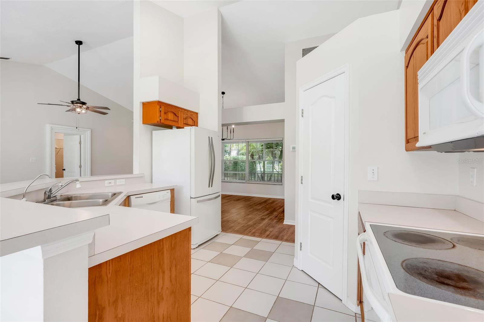 Image 22 of 49 For 11442 Beggs Court