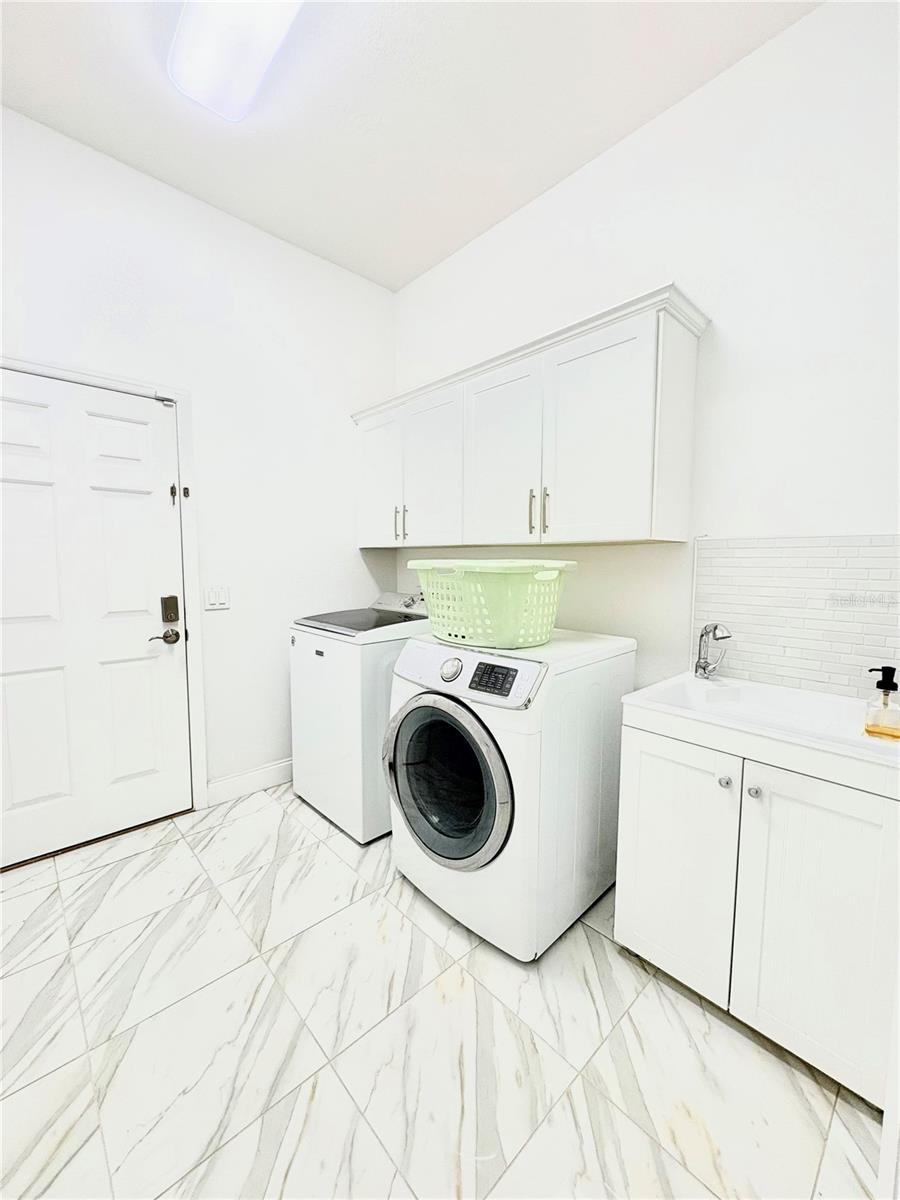 Image 16 of 72 For 4540 120th Street