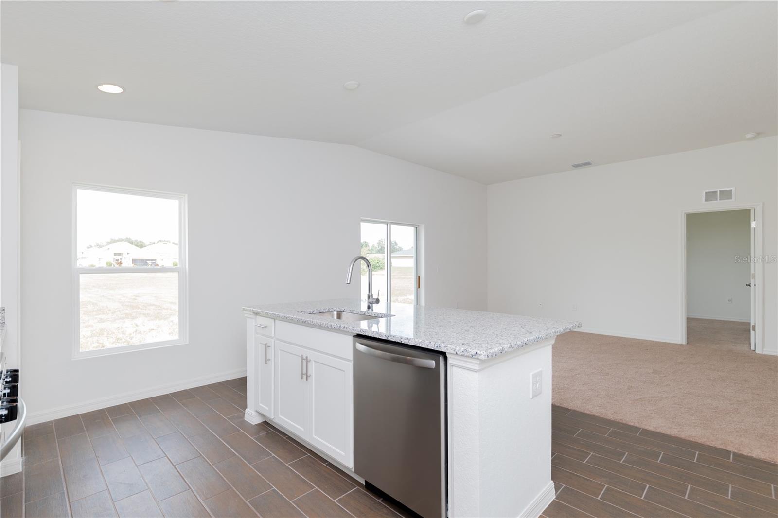 Image 4 of 14 For 963 Lunar Lane