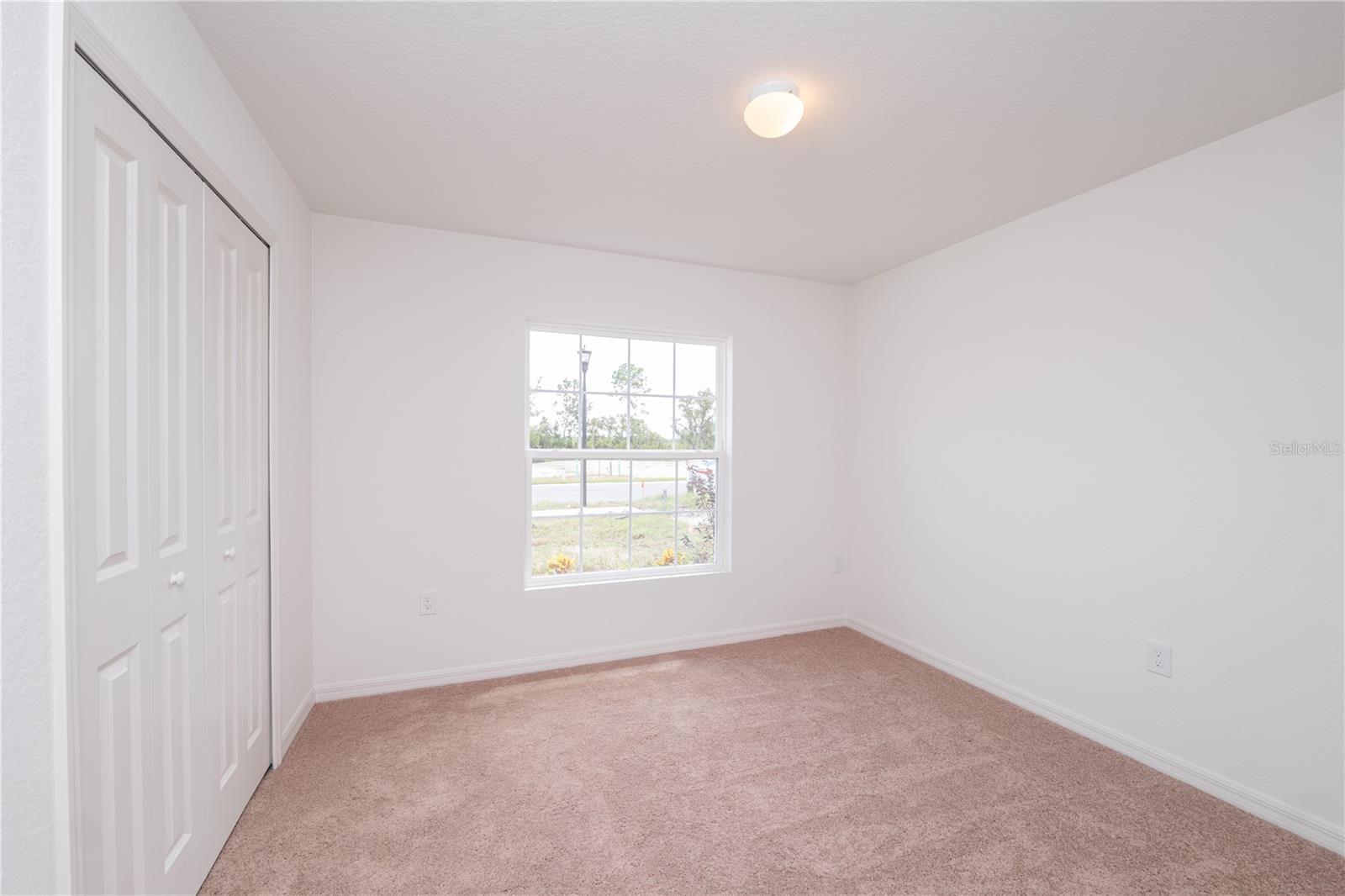 Image 7 of 14 For 963 Lunar Lane